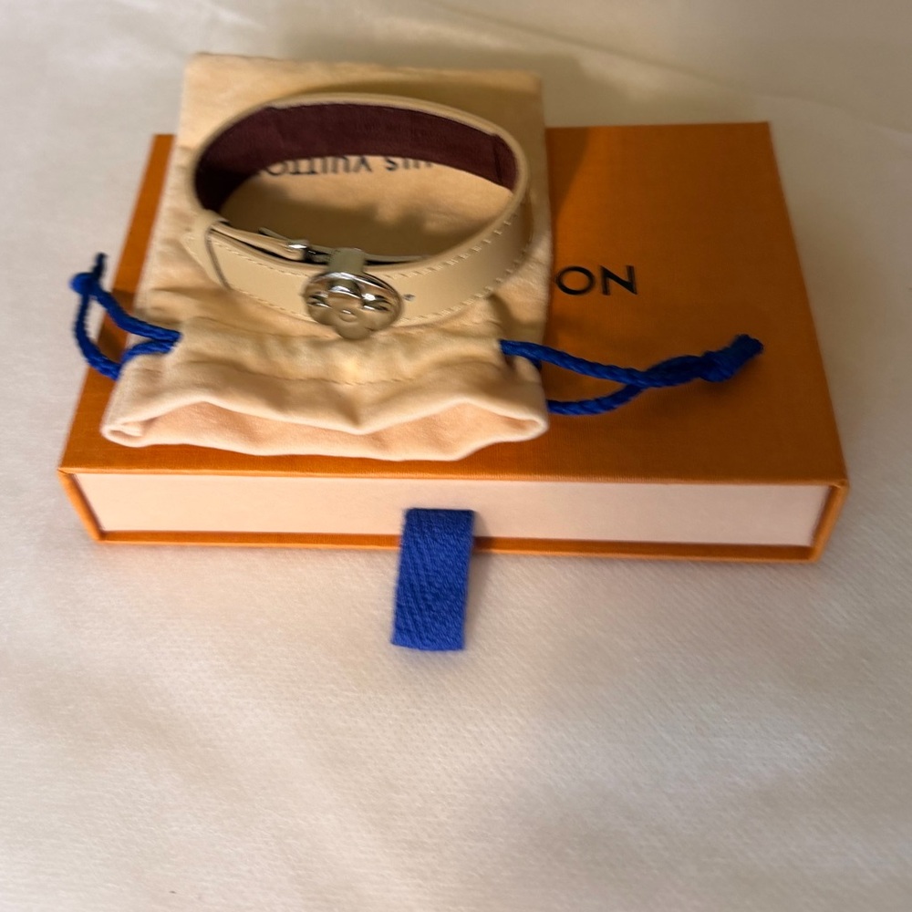 Louis Vuitton Fleur Good Luck Bracelet